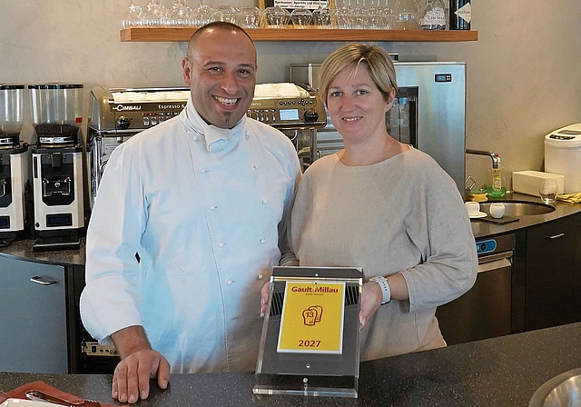 Cristian und Doris Penna freuen sich über die Aufnahme in den Restaurantguide Gault-Millau.Bild: sven martens